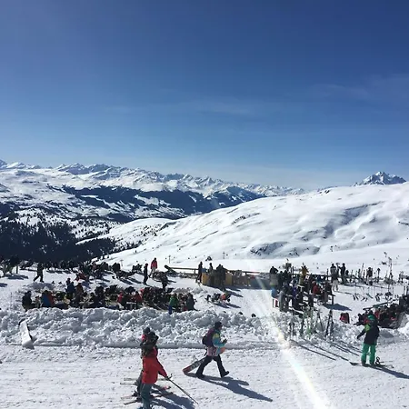 Apartment Luxuswohnung Mit Direktem Zugang Zur Skipiste By Interhome